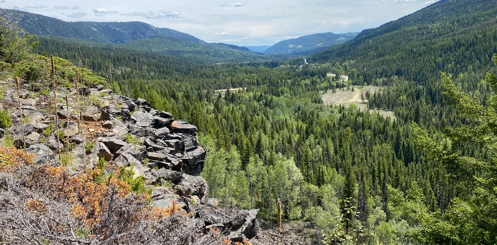 cliffside off of highway 33 near kelowna